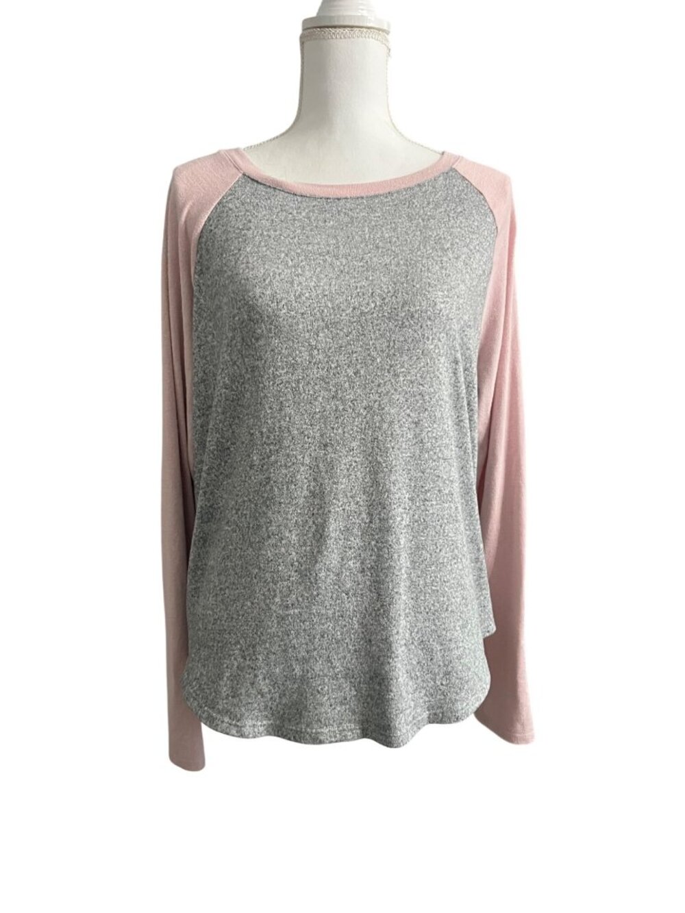 Heather Gray & Blush Pink Raglan Long Sleeve Colorblock Shirt So Womens XXL
